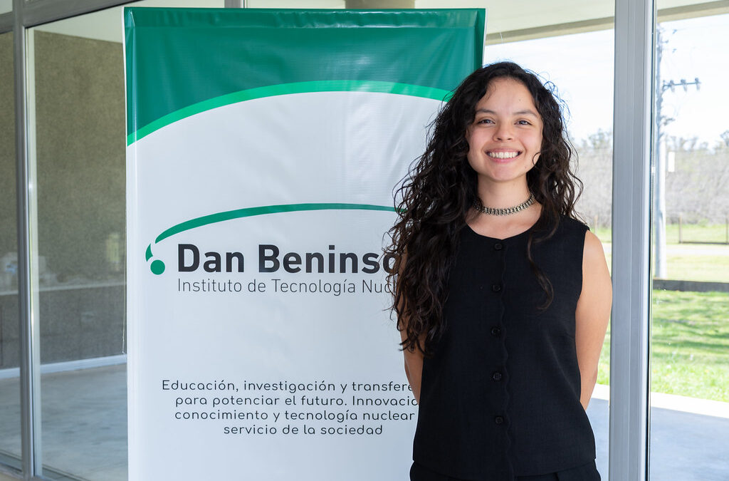 Mariel Valeriano, primera graduada del IDB en obtener una doble titulación doctoral internacional